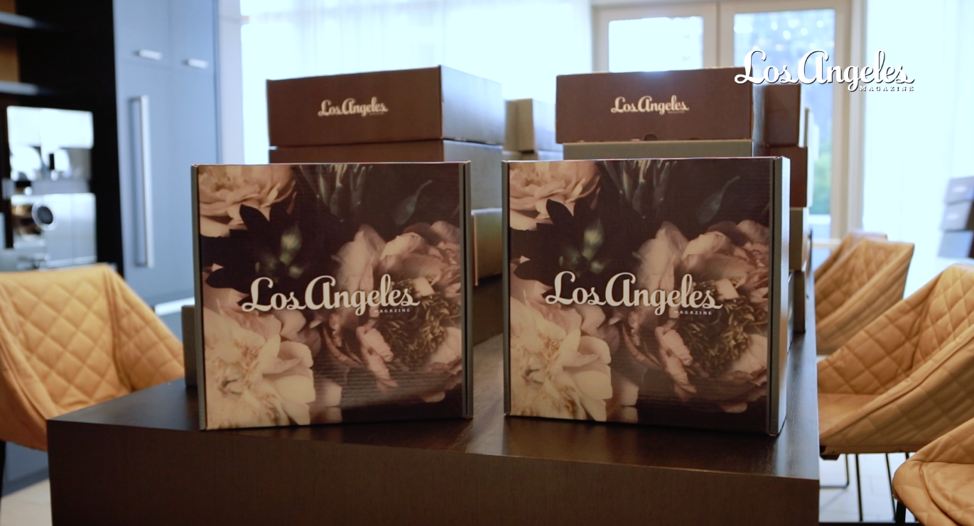 Minimally designed mailer box with big impact